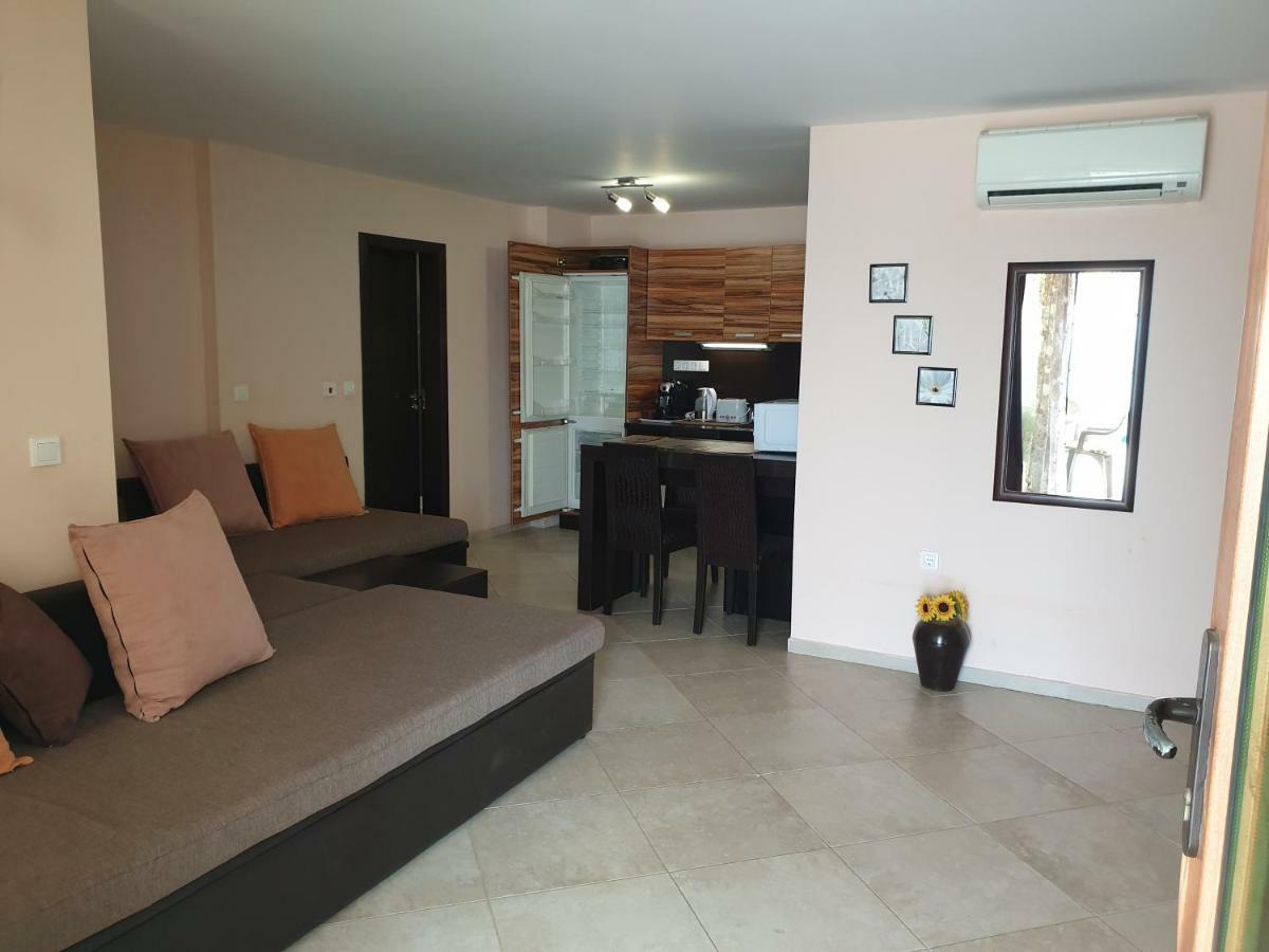 Apartment Lucky 2 Feya Sveti Vlas Dış mekan fotoğraf